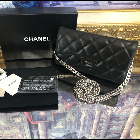 SOLD Chanel Classic Flap Chained Wallet - Picture 2 of 13
